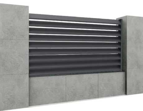 Hliníkový plot 1,5x2 m so šikmo kotvenou kosodĺžnikovou - žaluziovou výplňou 20x105 a adaptérom 40x60, Antracit R7016
