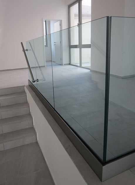 Boční kotvení - sklo 122x43