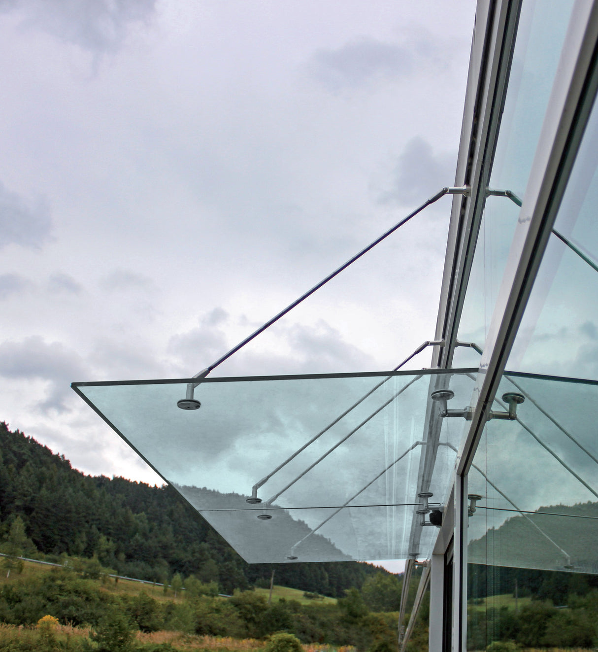 Přístřešek - táhlo